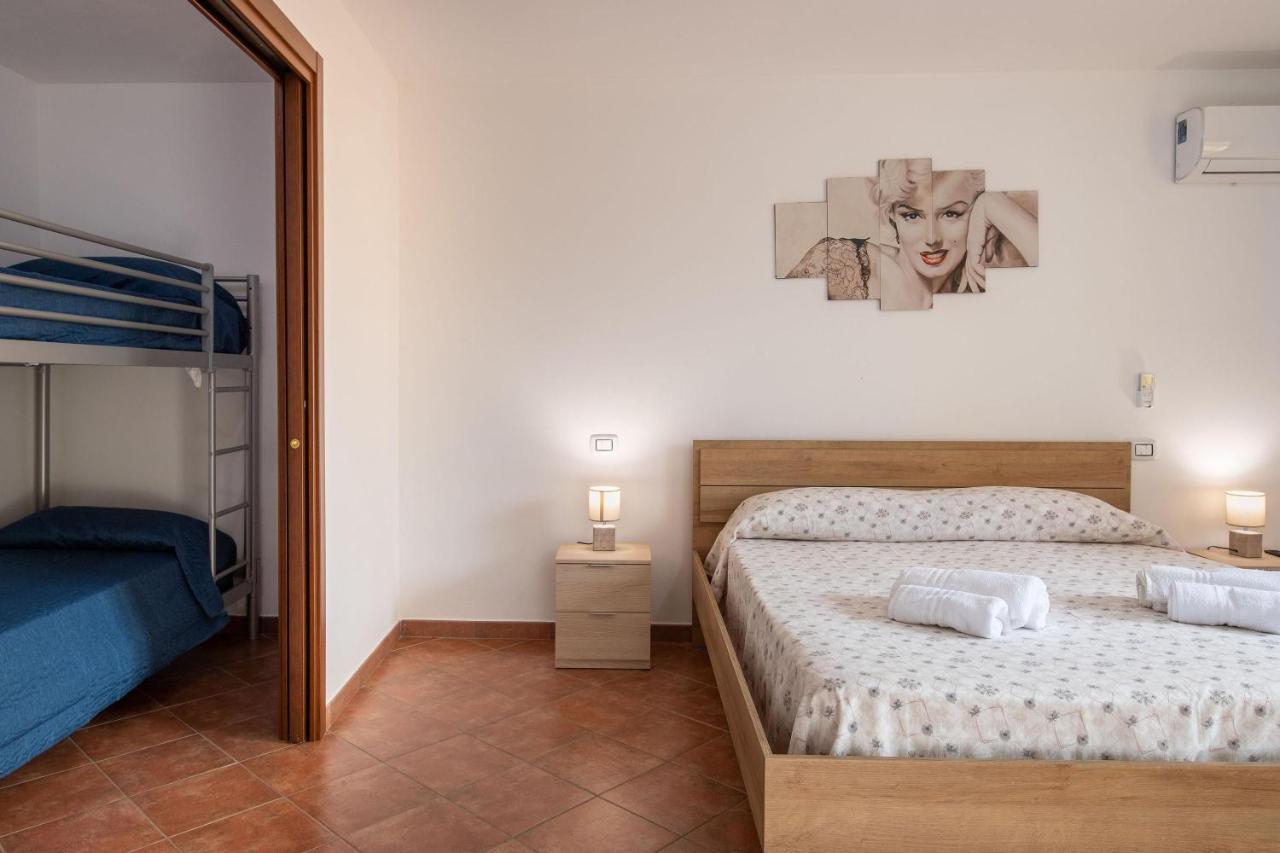 Alelida Villa Con Piscina Чинизи Екстериор снимка