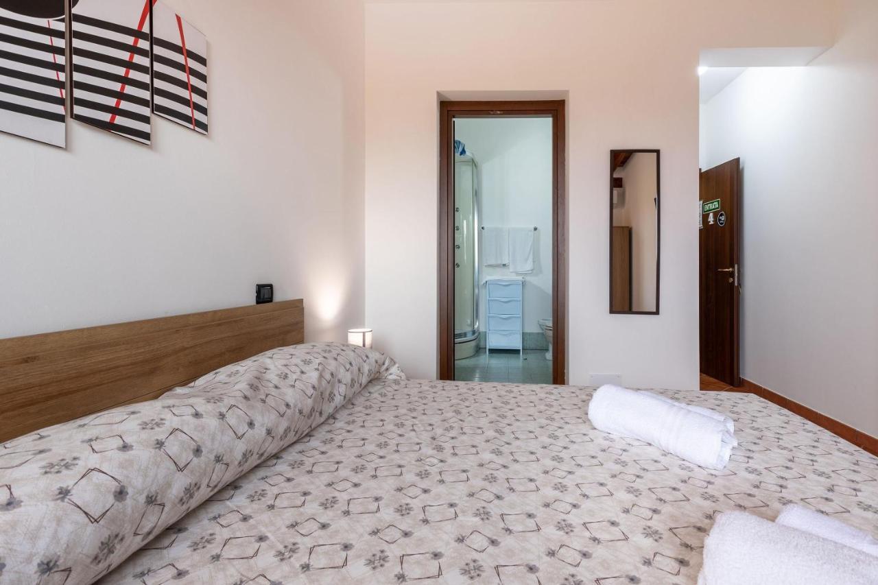 Alelida Villa Con Piscina Чинизи Екстериор снимка