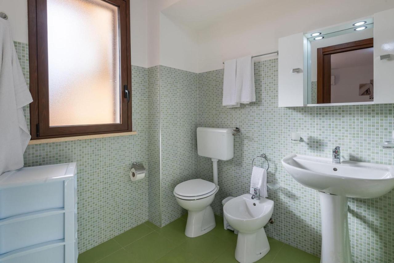Alelida Villa Con Piscina Чинизи Екстериор снимка